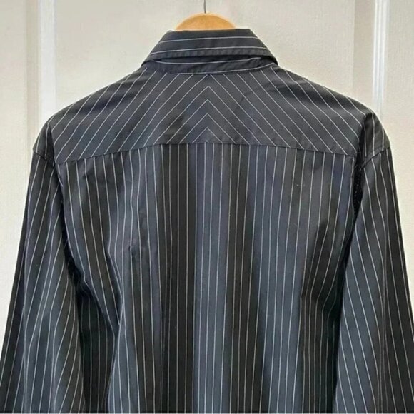 Le Chateau Mens Button Down Dress Shirt Long Sleeves Black White Pinstripes XL - Picture 10 of 14